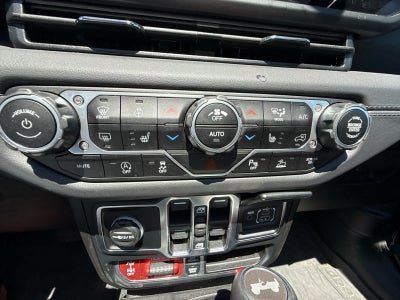 2025 Jeep Wrangler 4-Door Recon 4x4