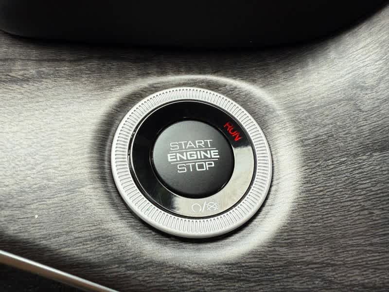 2022 Jeep Grand Cherokee 4xe Overland 4x4