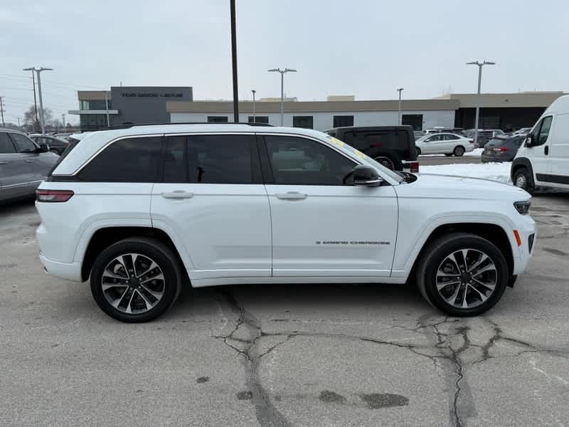 2022 Jeep Grand Cherokee 4xe Overland 4x4