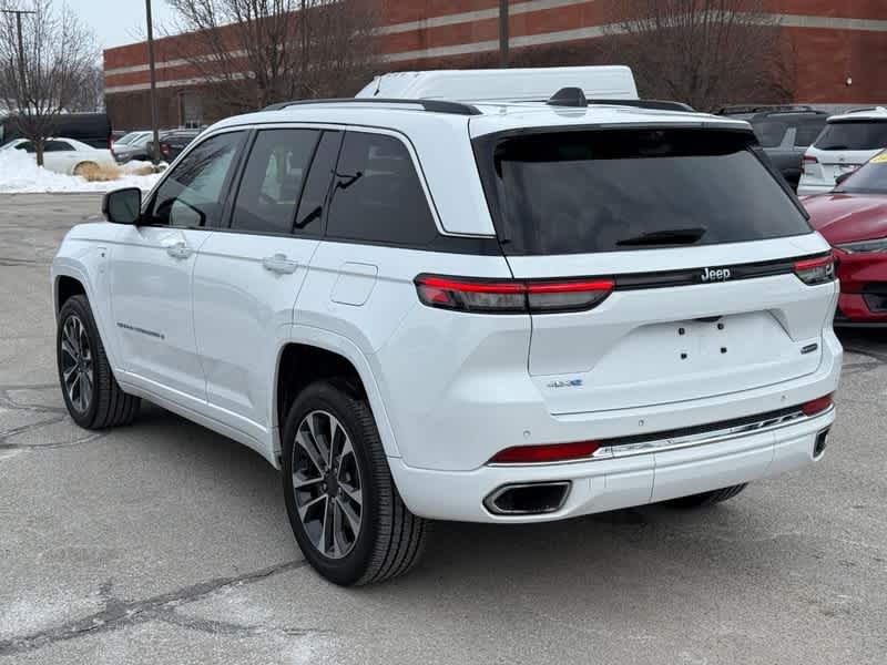 2022 Jeep Grand Cherokee 4xe Overland 4x4