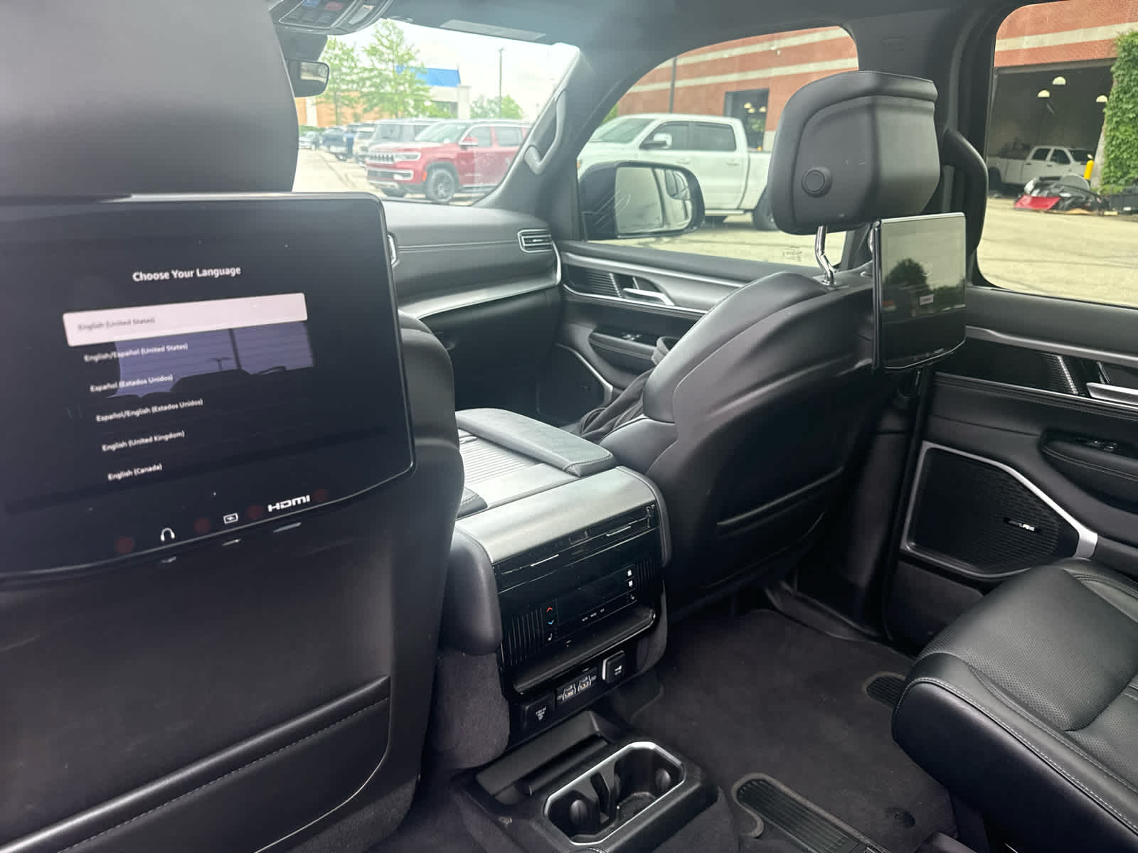 2024 Jeep Wagoneer Series II Carbide 4x4