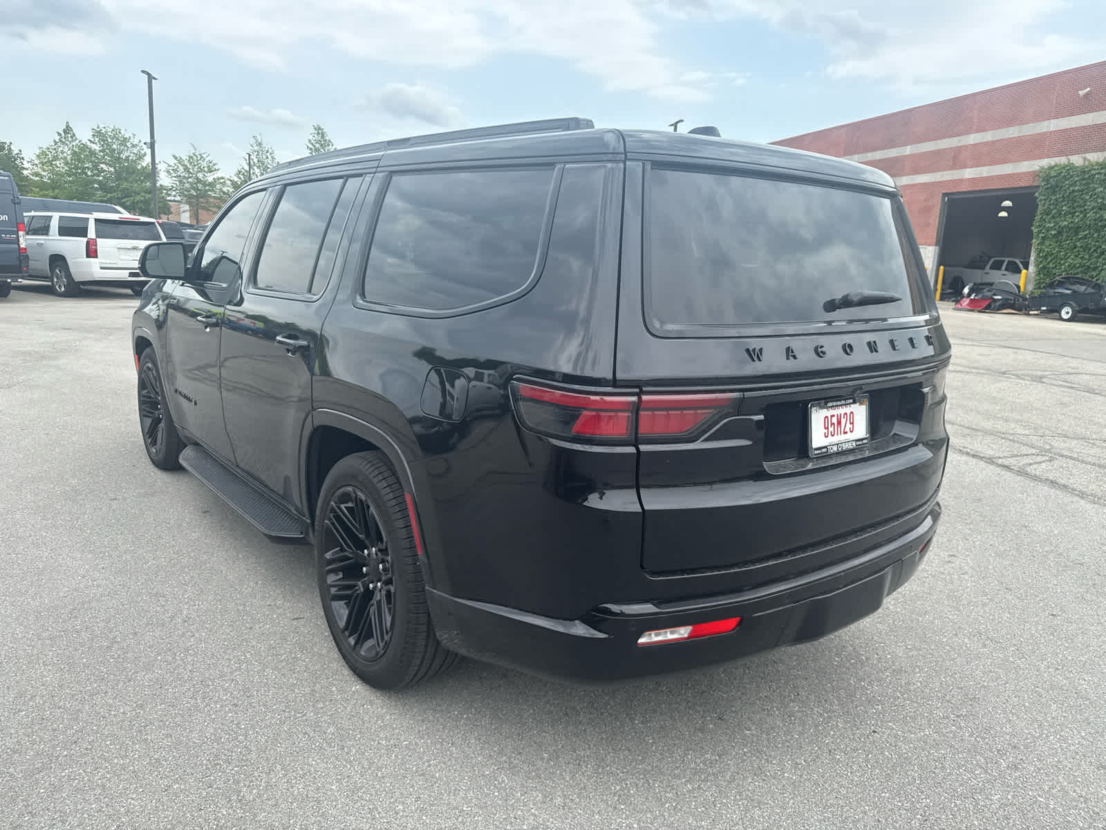 2024 Jeep Wagoneer Series II Carbide 4x4