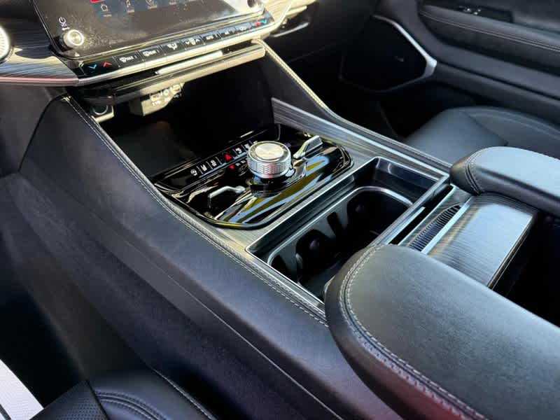 2024 Jeep Wagoneer Series III 4x4