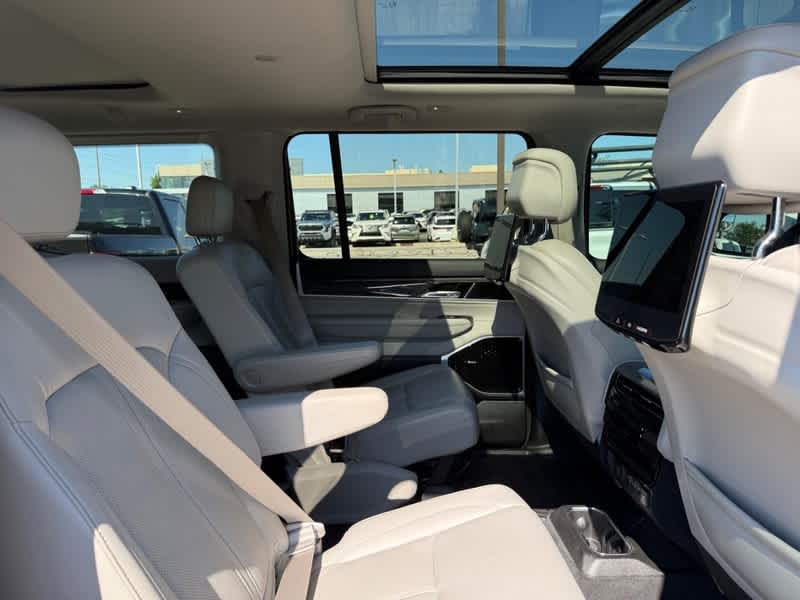 2022 Jeep Wagoneer Series III 4x4
