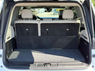 2022 Jeep Wagoneer Series III 4x4