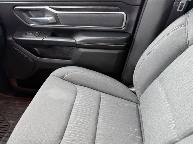 2022 RAM 1500 Big Horn Crew Cab 4x4 5'7' Box