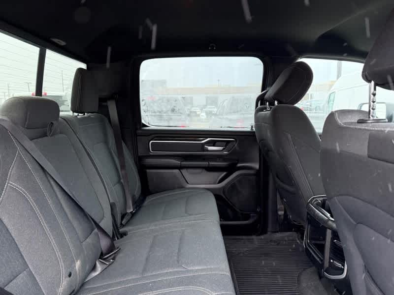 2022 RAM 1500 Big Horn Crew Cab 4x4 5'7' Box