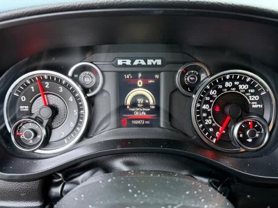 2022 RAM 1500 Big Horn Crew Cab 4x4 5'7' Box