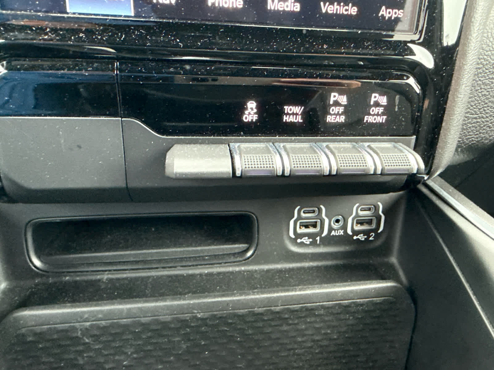2023 RAM 1500 Big Horn Crew Cab 4x4 5'7' Box