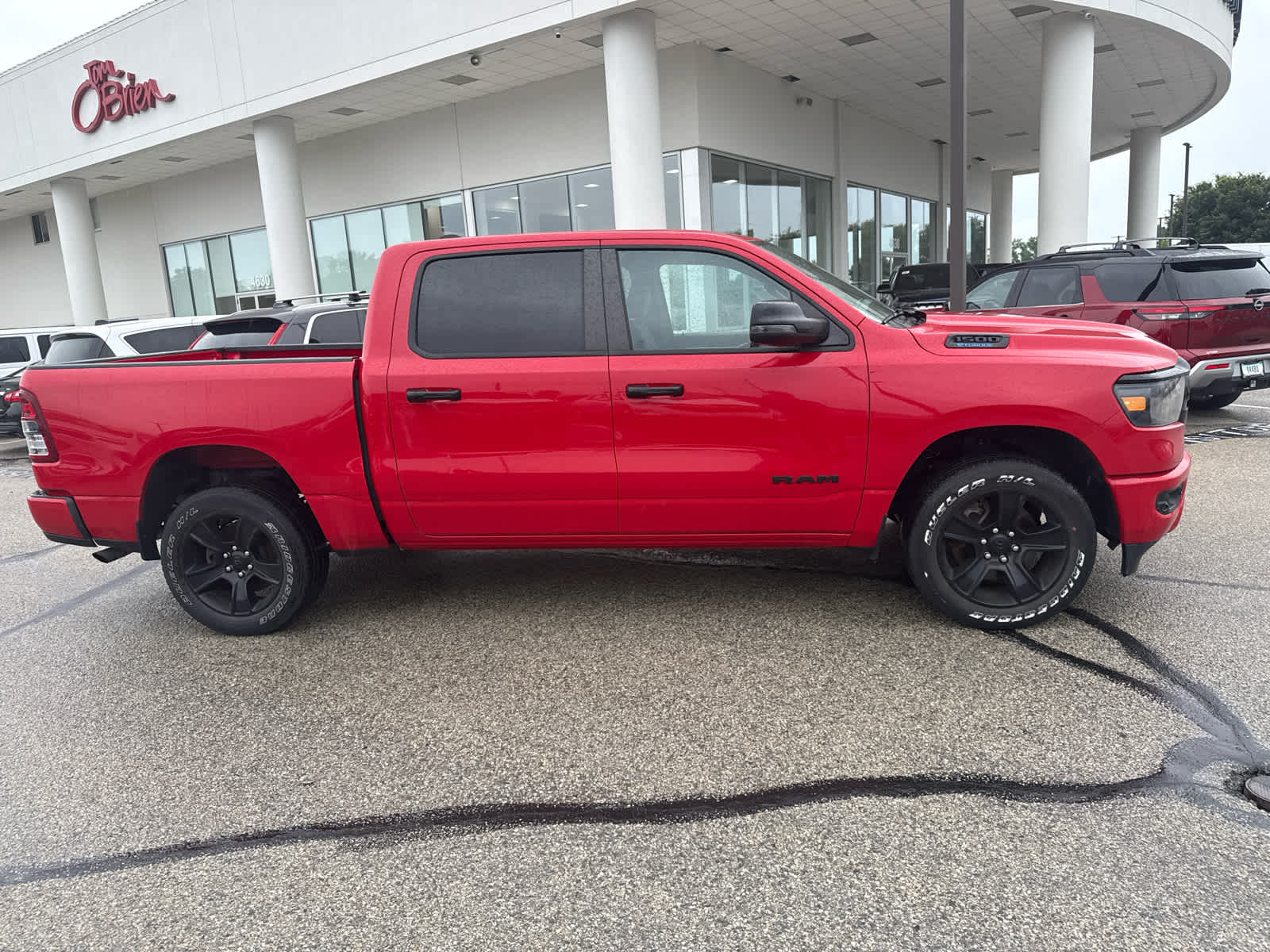 2023 RAM 1500 Big Horn Crew Cab 4x4 5'7' Box