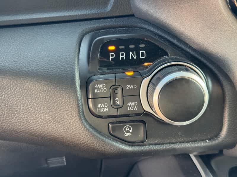 2023 RAM 1500 Big Horn Crew Cab 4x4 5'7' Box