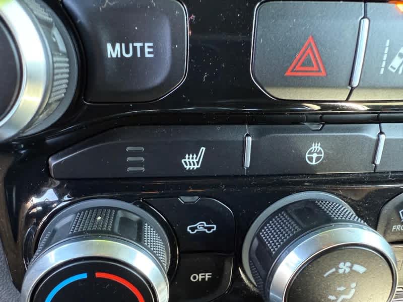 2023 RAM 1500 Big Horn Crew Cab 4x4 5'7' Box