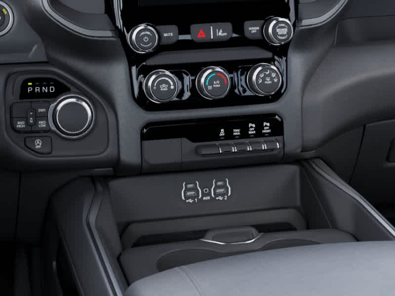 2026 RAM 1500 RAM 1500 EXPRESS CREW CAB 4X4 5'7' BOX
