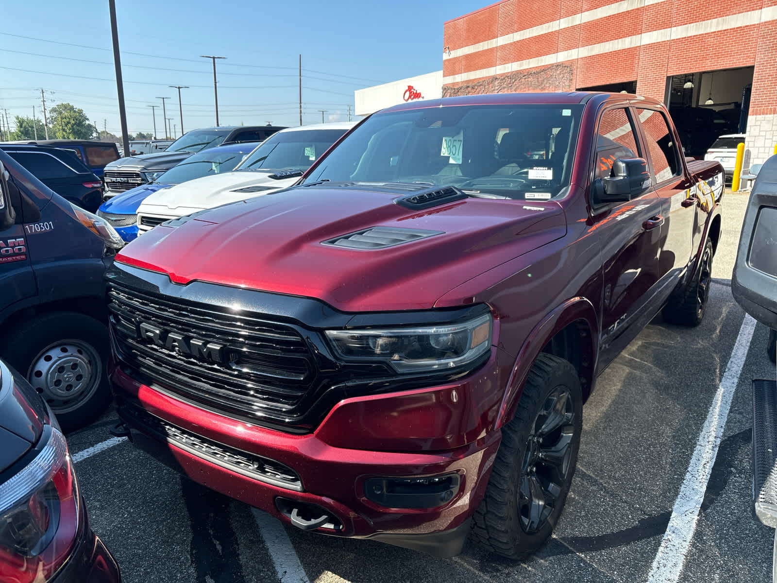 2022 RAM 1500 Limited Crew Cab 4x4 5'7' Box