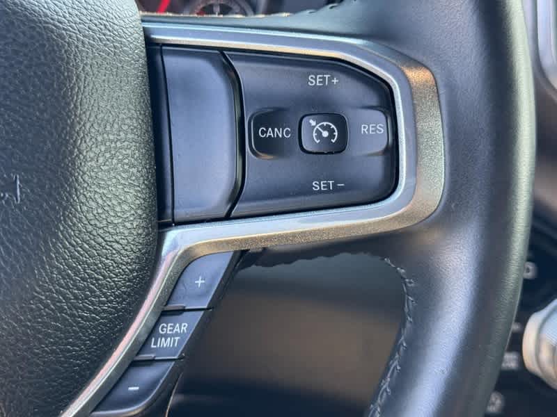 2023 RAM 1500 Laramie Crew Cab 4x4 5'7' Box