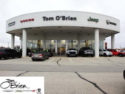 2021 RAM 1500 Laramie Crew Cab 4x4 5'7' Box