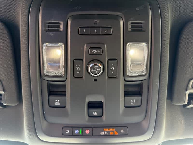 2021 Chevrolet Suburban 4WD LT