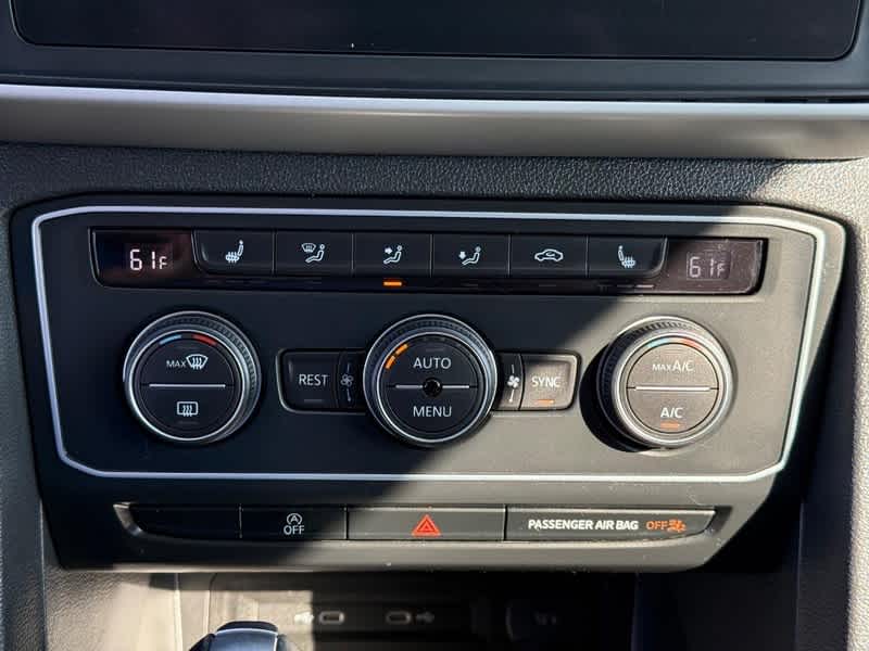 2021 Volkswagen Atlas 3.6L V6 SE w/Technology R-Line