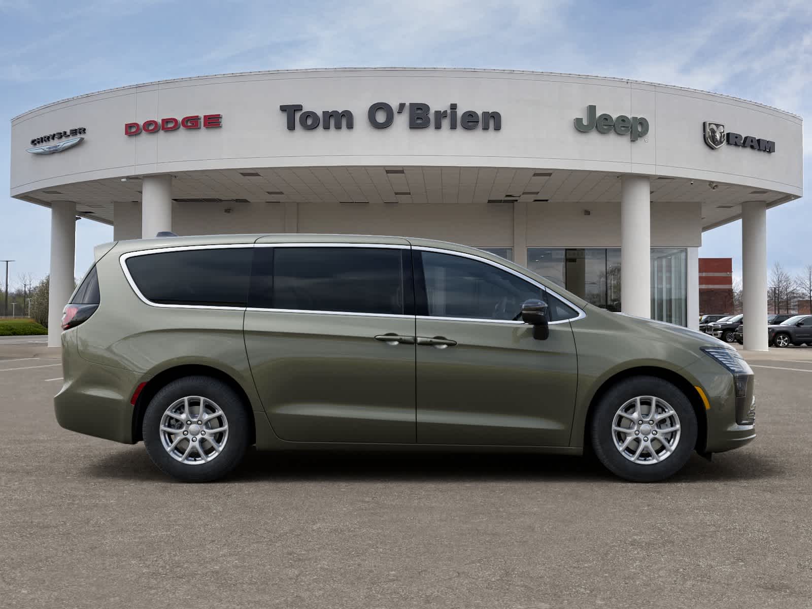 2027 Chrysler Pacifica SELECT