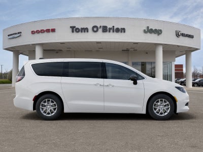 2027 Chrysler Pacifica LX