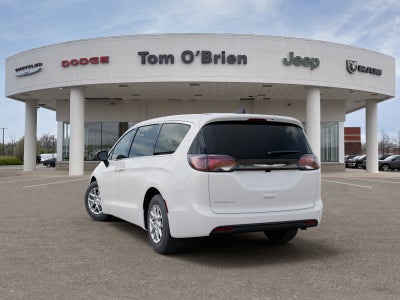 2027 Chrysler Pacifica LX