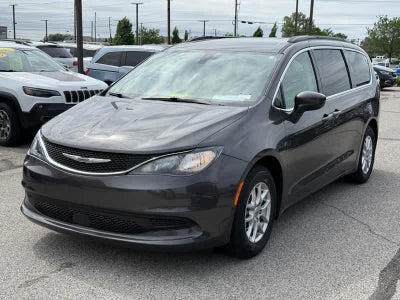 2021 Chrysler Voyager LXI