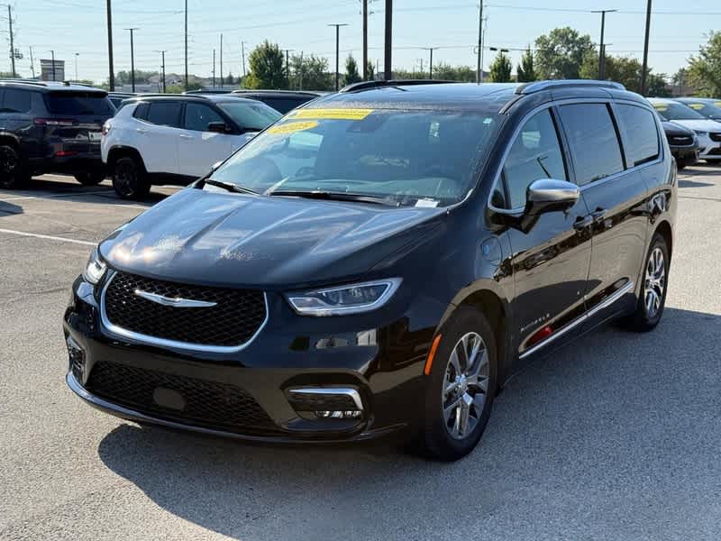 2025 Chrysler Pacifica Pinnacle