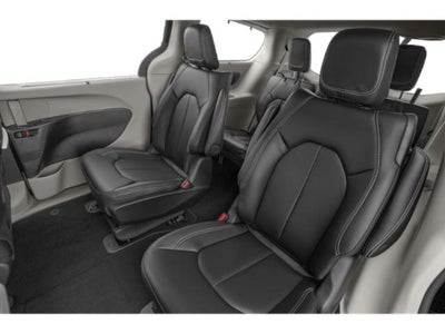 2024 Chrysler Pacifica Premium S Appearance Pkg