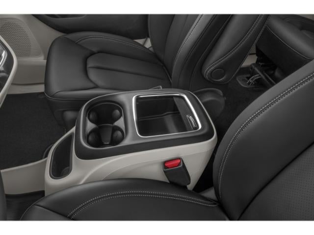 2024 Chrysler Pacifica Premium S Appearance Pkg