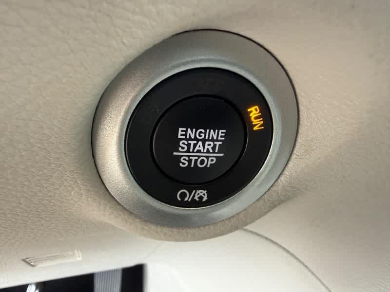2023 Chrysler Pacifica Limited AWD
