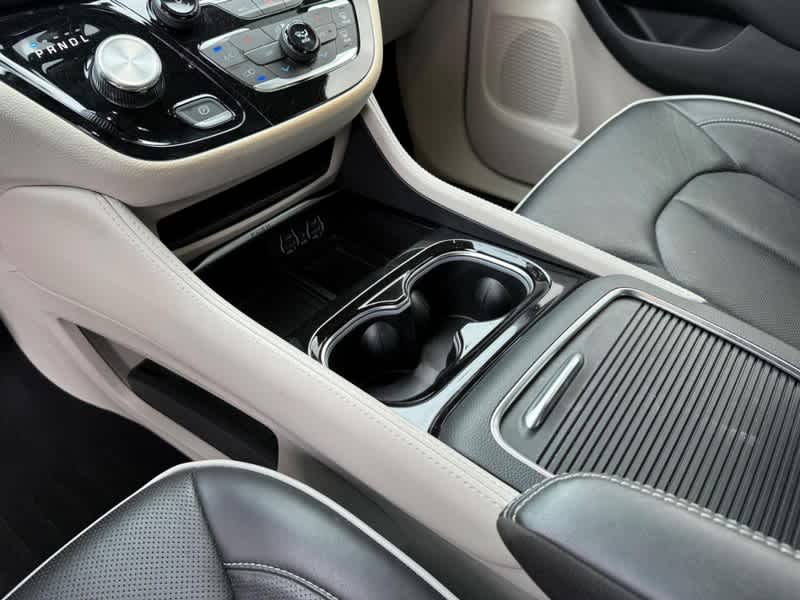 2023 Chrysler Pacifica Limited AWD