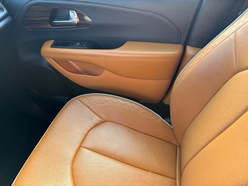 2022 Chrysler Pacifica Pinnacle AWD
