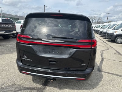 2022 Chrysler Pacifica Pinnacle AWD