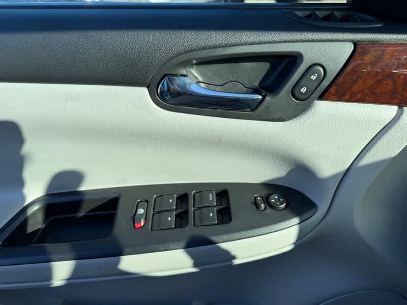2011 Chevrolet Impala LT