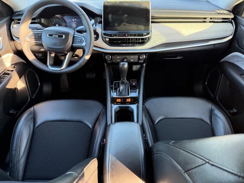 2022 Jeep Compass Latitude FWD