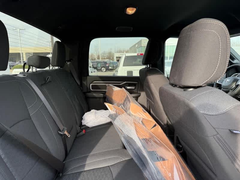 2026 RAM 3500 RAM BIG HORN CREW CAB 4X4 6'4' BOX