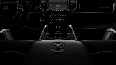 2027 RAM 3500 RAM 3500 LARAMIE CREW CAB 4X4 6'4' BOX