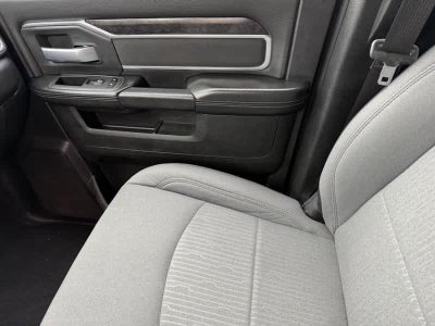 2024 RAM 3500 Big Horn Crew Cab 4x4 8' Box