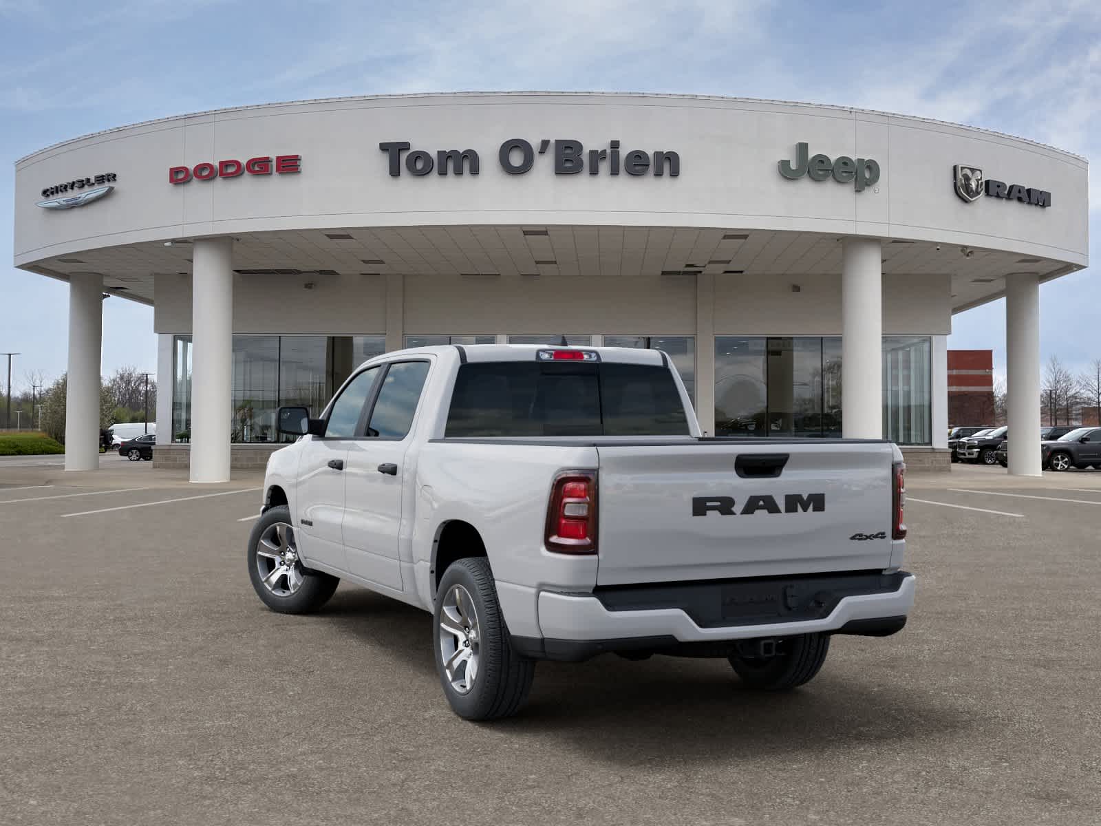 2026 RAM 1500 RAM 1500 EXPRESS CREW CAB 4X4 5'7' BOX