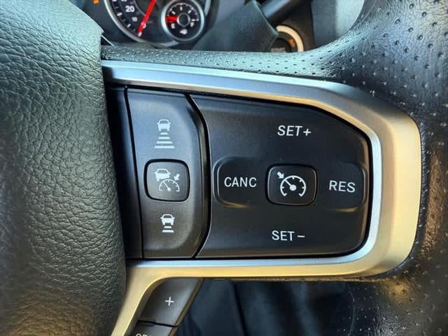 2025 RAM 2500 Tradesman Crew Cab 4x4 6'4' Box