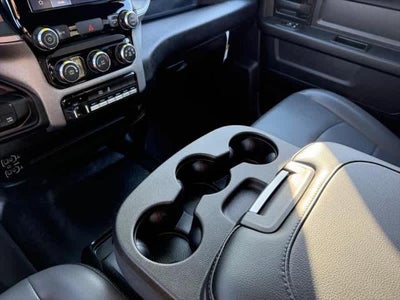 2025 RAM 2500 Tradesman Crew Cab 4x4 6'4' Box