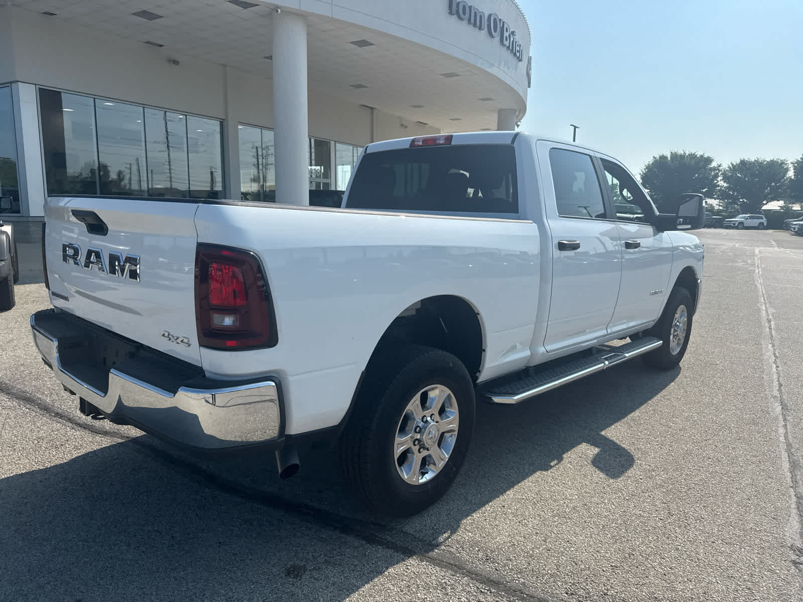 2026 RAM 2500 Big Horn - 4x4 Crew Cab 64 Box