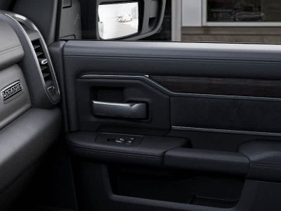 2027 RAM 2500 LARAMIE