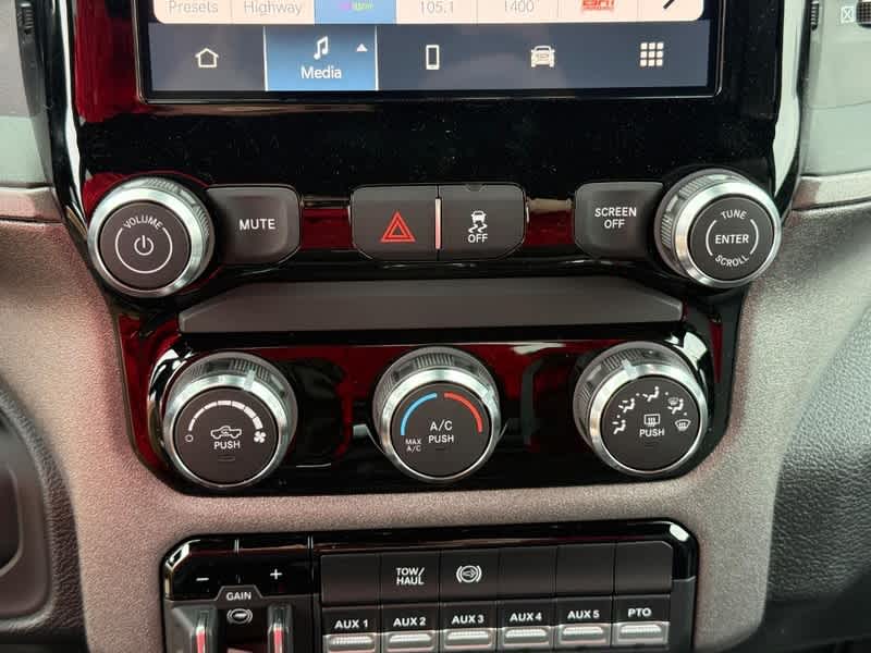 2026 RAM 4500 Chassis Cab RAM 4500 TRADESMAN CHASSIS CREW CAB 4X4 84' CA