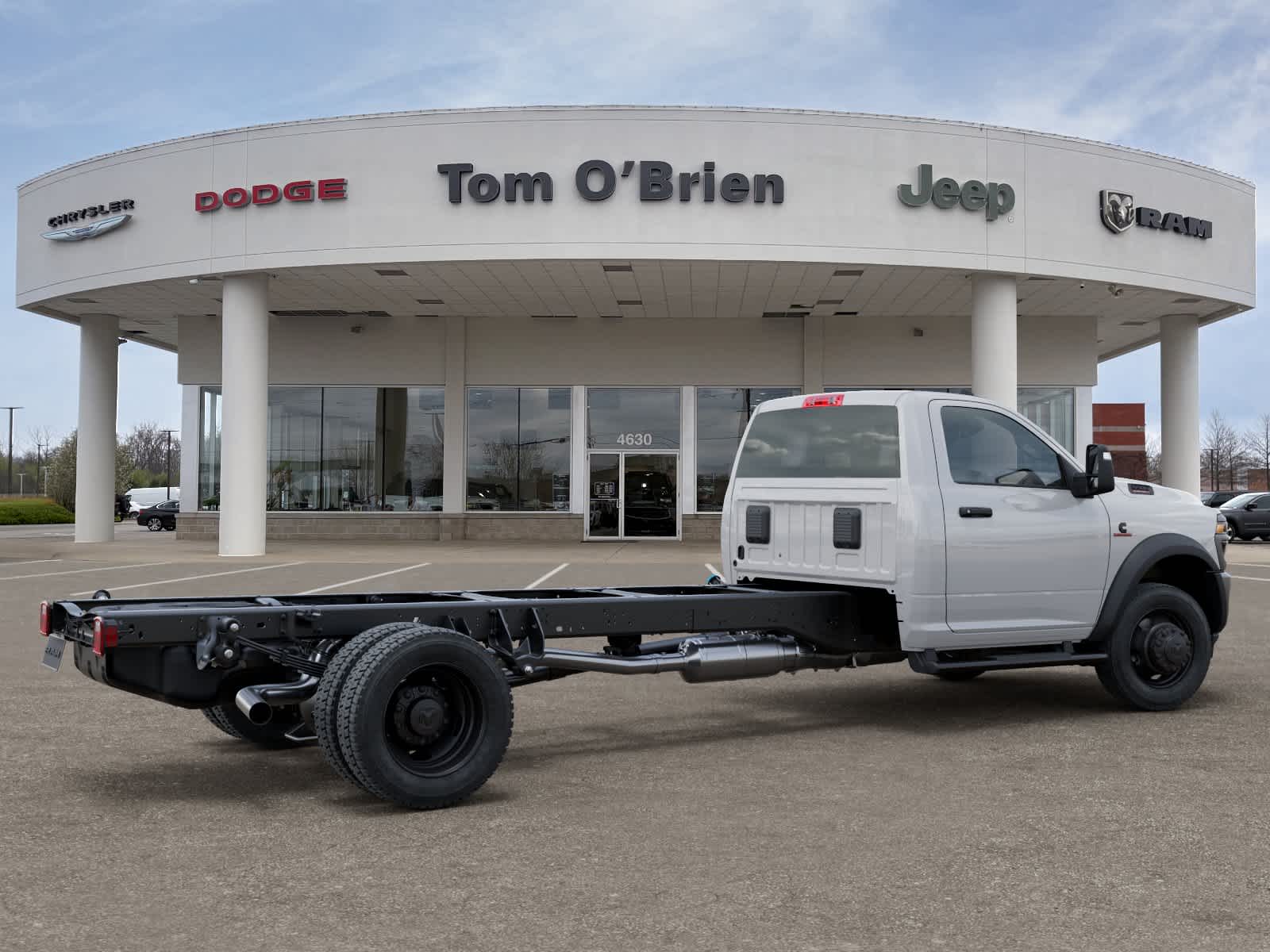 2026 RAM 5500 Chassis Cab RAM 5500 TRADESMAN CHASSIS REGULAR CAB 4X4 120' CA