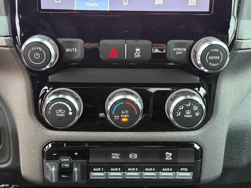 2026 RAM 5500 Chassis Cab TRADESMAN