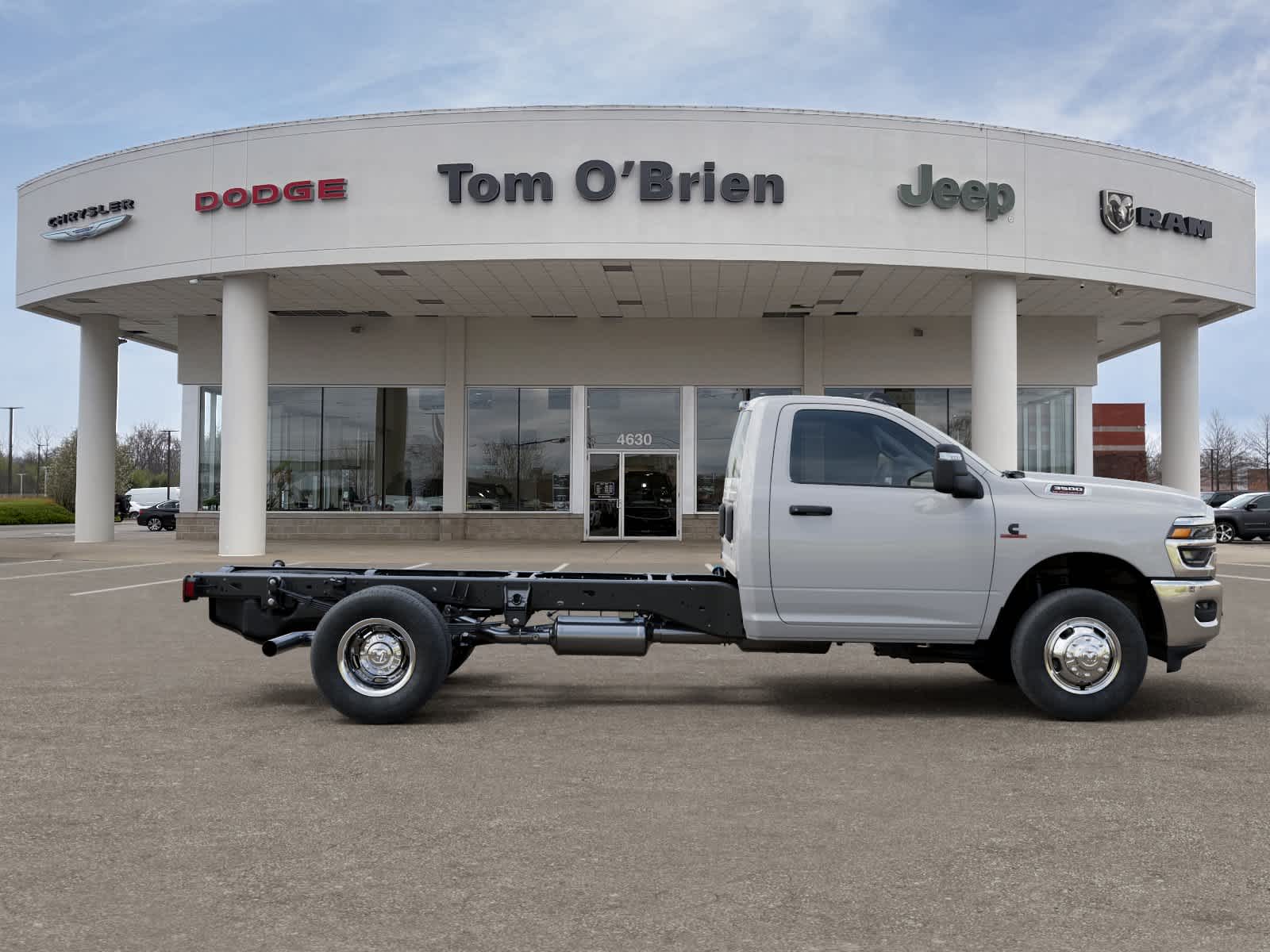 2026 RAM 3500 Chassis Cab RAM 3500 TRADESMAN CHASSIS REGULAR CAB 4X4 84' CA