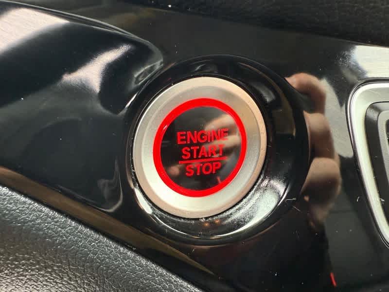 2021 Honda Pilot AWD Touring 8 Passenger