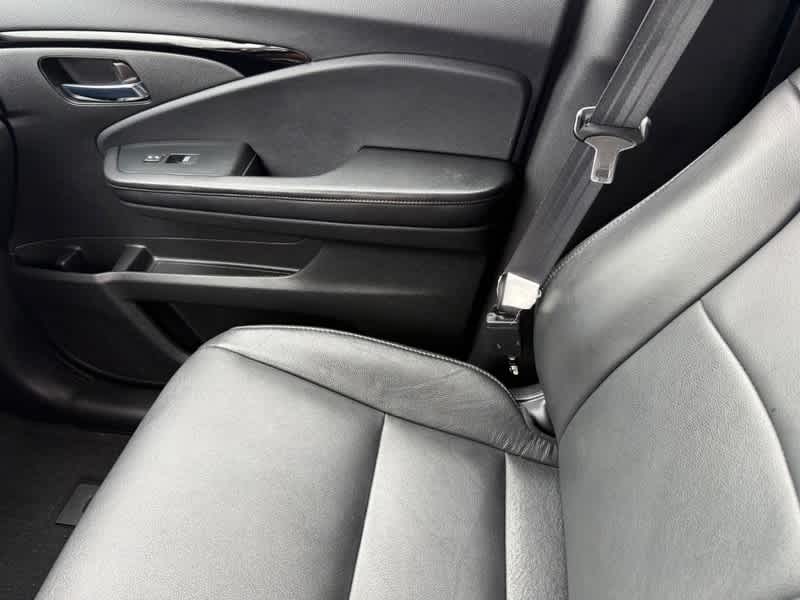 2021 Honda Pilot AWD Touring 8 Passenger