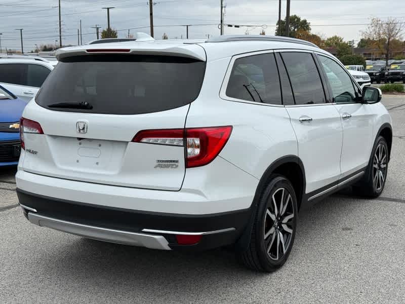 2021 Honda Pilot AWD Touring 8 Passenger
